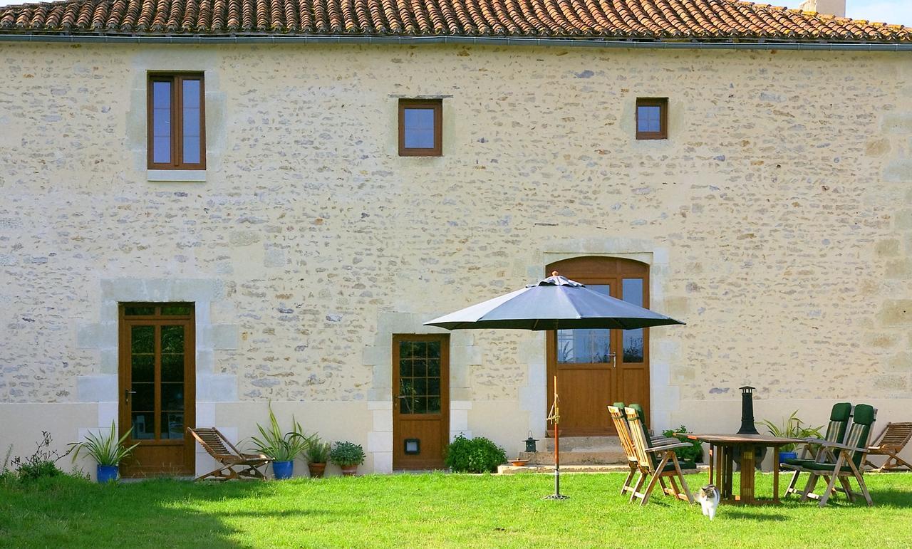 Bed and Breakfast Chambre D'Hotes Oiron, Deux Sevres - Not Near Taize, Burgundy Exteriér fotografie
